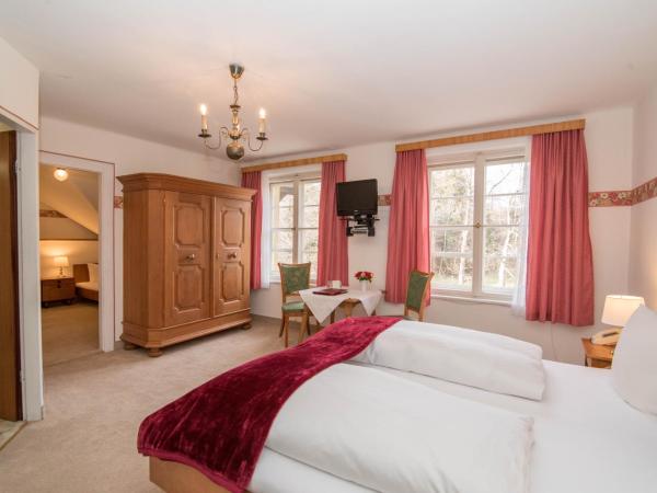 Hotel Grünwalderhof : photo 1 de la chambre chambre familiale (2 adultes et 2 enfants)