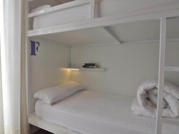 Far Home Atocha : photo 3 de la chambre lit dans dortoir pour femmes de 6 lits avec salle de bains 