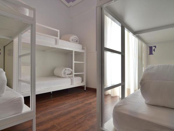 Far Home Atocha : photo 4 de la chambre lit dans dortoir pour femmes de 6 lits avec salle de bains