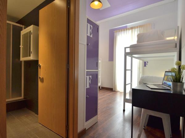 Far Home Atocha : photo 1 de la chambre lit dans dortoir pour femmes de 6 lits avec salle de bains