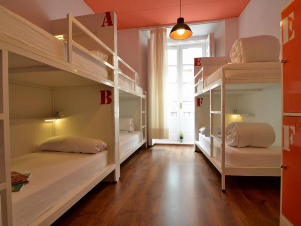 Far Home Atocha : photo 2 de la chambre lit dans dortoir mixte de 6 lits