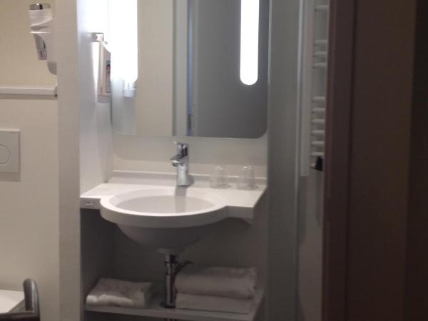 ibis Besançon Centre Ville : photo 1 de la chambre chambre double standard