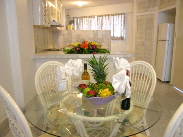 Hotel Suites Jazmín Acapulco : photo 2 de la chambre suite 2 chambres