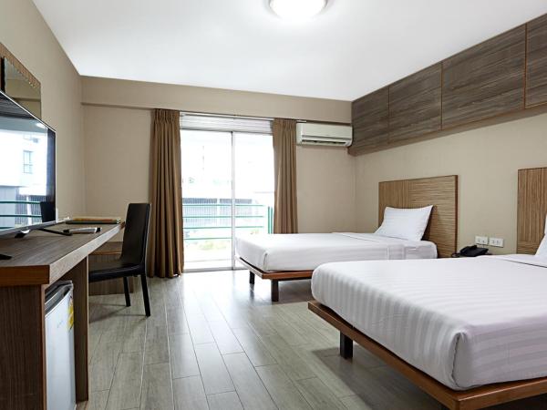 Watana Hotel : photo 1 de la chambre chambre lits jumeaux deluxe