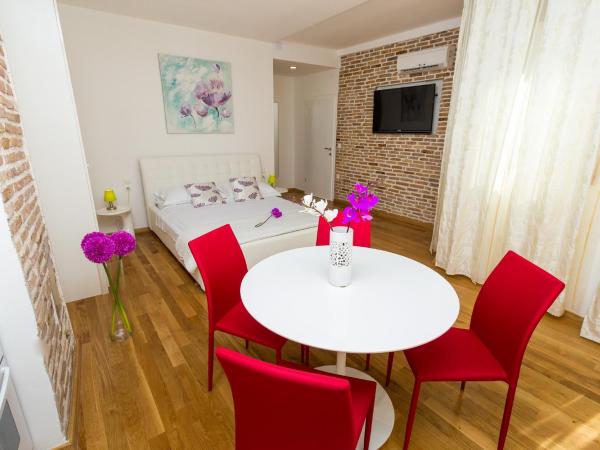 City Square : photo 4 de la chambre studio avec terrasse