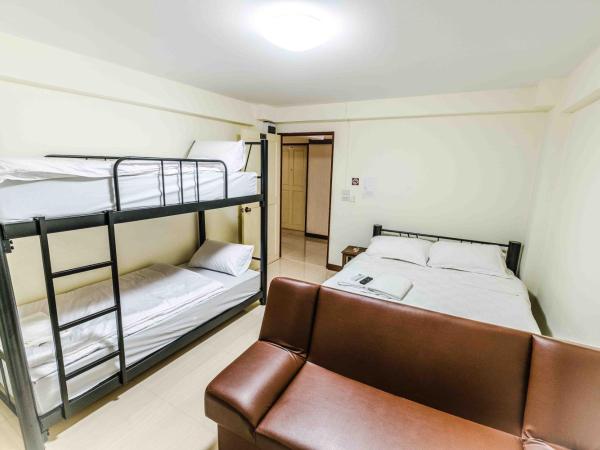 Don Muang Hotel : photo 9 de la chambre chambre familiale (4 adultes) 