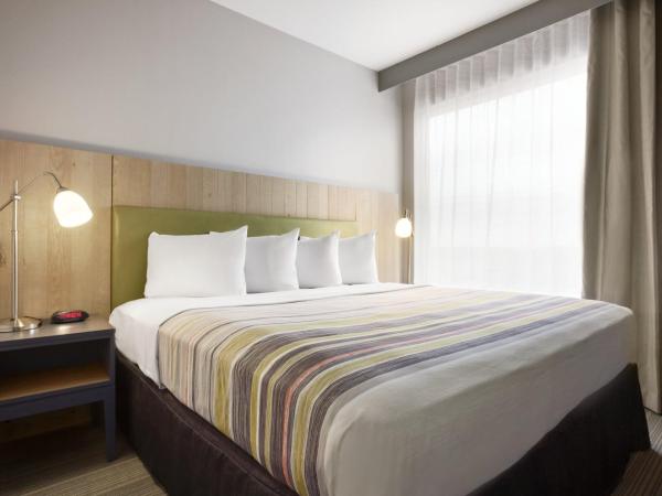 Country Inn & Suites by Radisson, San Antonio Medical Center, TX : photo 1 de la chambre chambre lit king-size