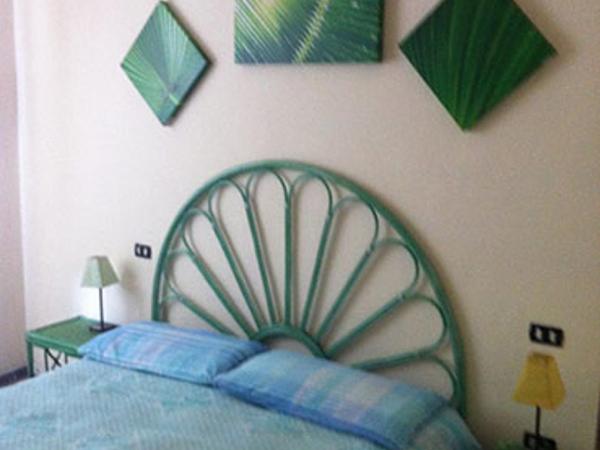 Casanoemi : photo 3 de la chambre chambre double ou lits jumeaux avec salle de bains privative