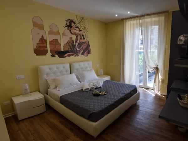 Le Veneri Del Golfo : photo 6 de la chambre double room with terrace 3