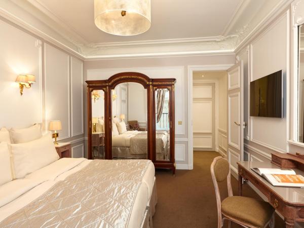 Hôtel Regina Louvre : photo 5 de la chambre chambre prestige
