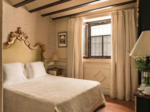 Hotel Casa 1800 Granada : photo 1 de la chambre chambre simple basique