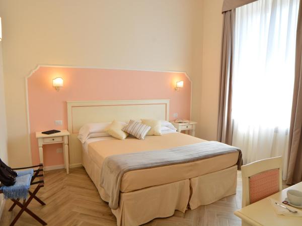 Dimora Salviati : photo 2 de la chambre chambre double ou lits jumeaux