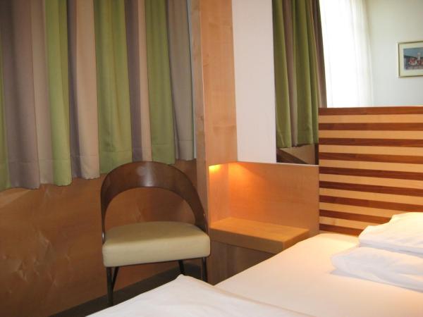 City Hotel : photo 1 de la chambre chambre simple standard