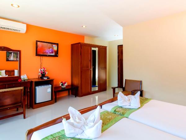 Phi Phi Maiyada Resort- SHA Certified : photo 6 de la chambre chambre triple avec balcon