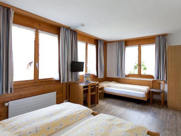 Hotel Edelweiss : photo 1 de la chambre chambre triple