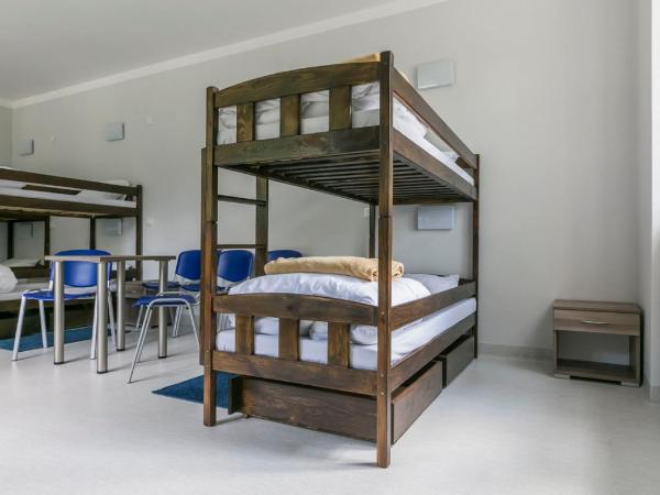 Centrum Żeglarskie : photo 1 de la chambre lit dans dortoir mixte de 6 lits