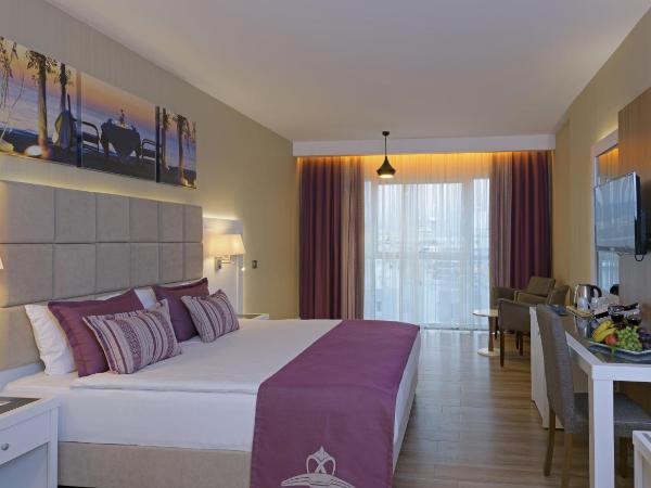 Asia Beach Resort & Spa Hotel : photo 3 de la chambre suite