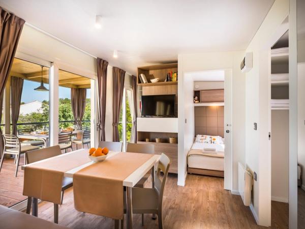 Valamar Camping Krk : photo 6 de la chambre bella vista home for 4+2 spectacular seaview