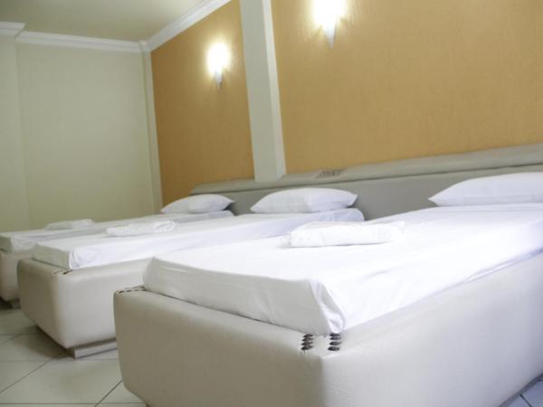 Estoril Hotel : photo 3 de la chambre chambre triple