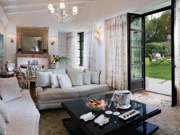 Four Seasons Hotel Firenze : photo 4 de la chambre suite lit king-size piscine et jardin