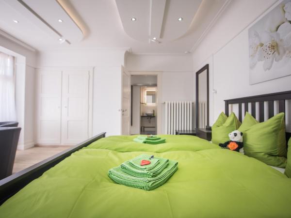 Max Aviation Villa & Apartments : photo 8 de la chambre suite junior de luxe - villa