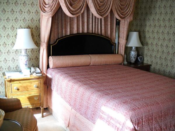 Hotel Majestic : photo 3 de la chambre chambre standard lit queen-size