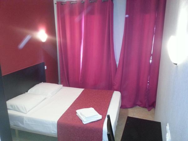 Hipotel Paris Bastille Saint Antoine : photo 1 de la chambre chambre double standard