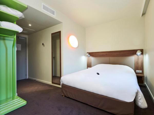 Campanile Nancy Centre - Gare : photo 1 de la chambre chambre double