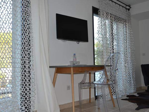 Villa Le Sud : photo 2 de la chambre grande chambre double