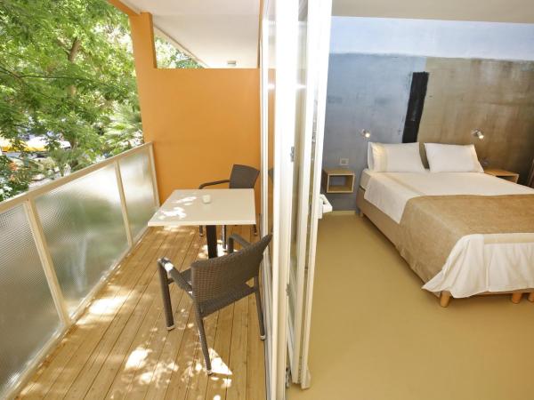 Kai Boutique Studio & Rooms : photo 9 de la chambre chambre double deluxe avec balcon