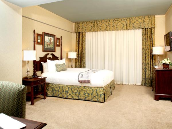 The Brown Hotel : photo 1 de la chambre chambre lit queen-size classique