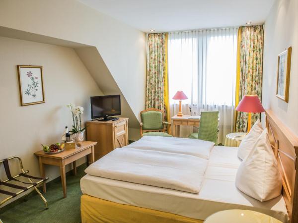 Central-Hotel Kaiserhof : photo 1 de la chambre chambre double standard