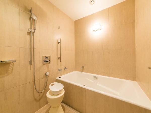 ORIENTAL HOTEL : photo 4 de la chambre oriental king room - city side