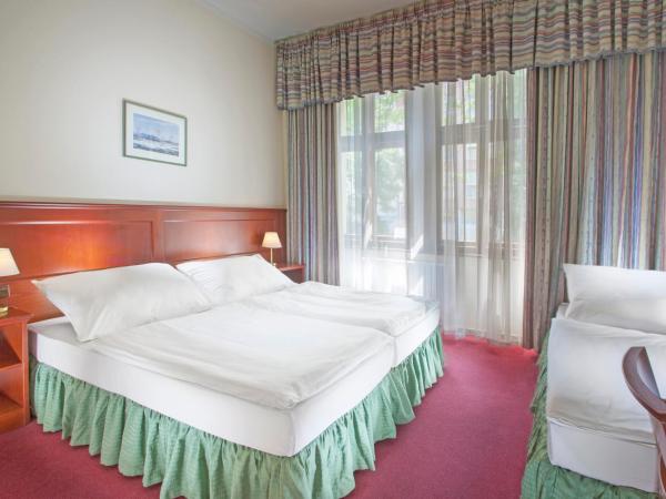 Hotel Lunik : photo 2 de la chambre chambre triple