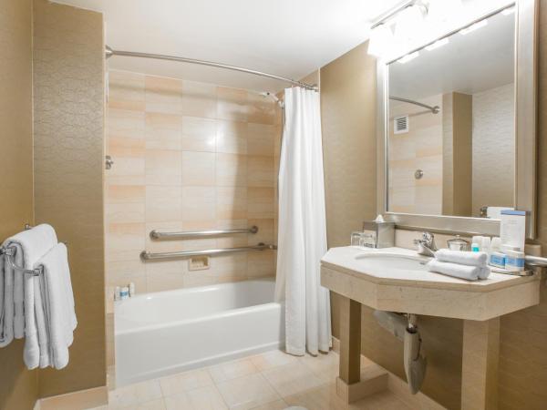 Omni Los Angeles Hotel : photo 4 de la chambre chambre deluxe avec 2 lits doubles