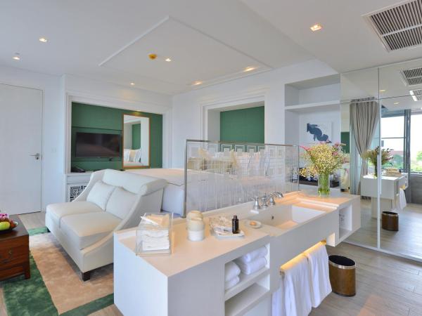 Riva Arun Bangkok : photo 3 de la chambre grand hébergement de luxe avec jacuzzi - riva arun