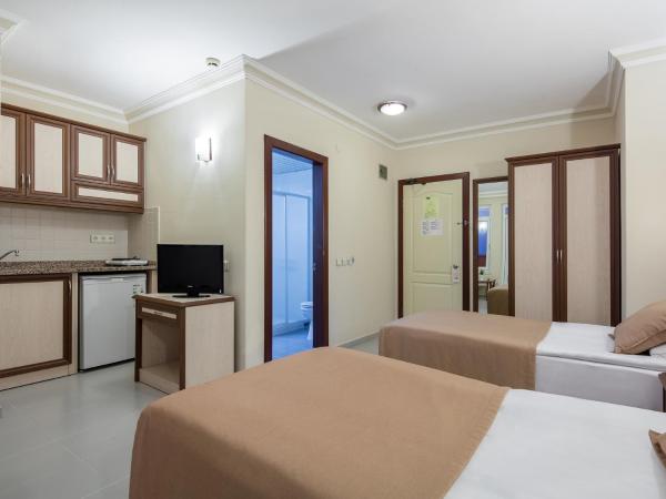 May Flower Apart Hotel : photo 7 de la chambre studio avec balcon