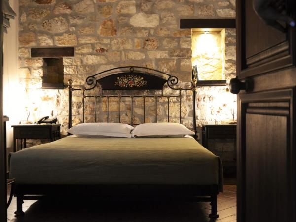 Hagiati Guesthouse : photo 2 de la chambre chambre triple