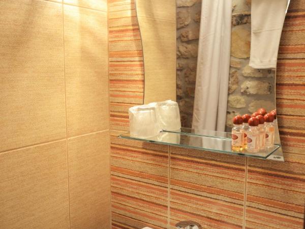 Hagiati Guesthouse : photo 7 de la chambre chambre triple