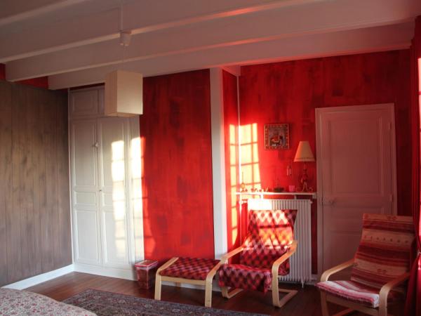 Chambres d'hôtes Manoir du Buquet : photo 1 de la chambre chambre modulable 2 ou 4 personnes