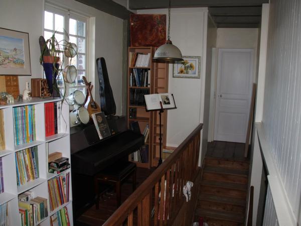 Chambres d'hôtes Manoir du Buquet : photo 3 de la chambre chambre modulable 2 ou 4 personnes