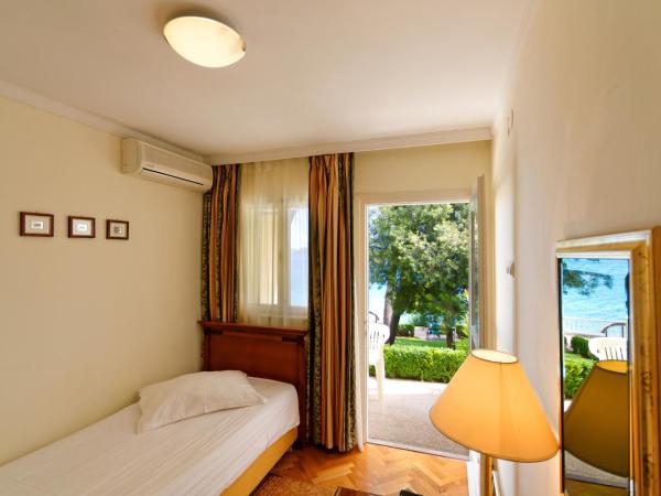 Hotel Val All Inclusive : photo 1 de la chambre chambre simple avec terrasse - côté mer