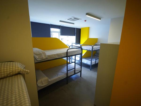 All Iron Hostel : photo 4 de la chambre lit dans dortoir mixte de 10 lits