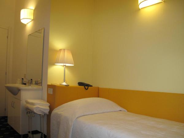 My Hotel Milano : photo 5 de la chambre chambre simple avec salle de bains commune