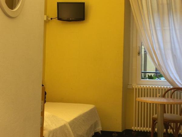 My Hotel Milano : photo 5 de la chambre chambre double ou lits jumeaux