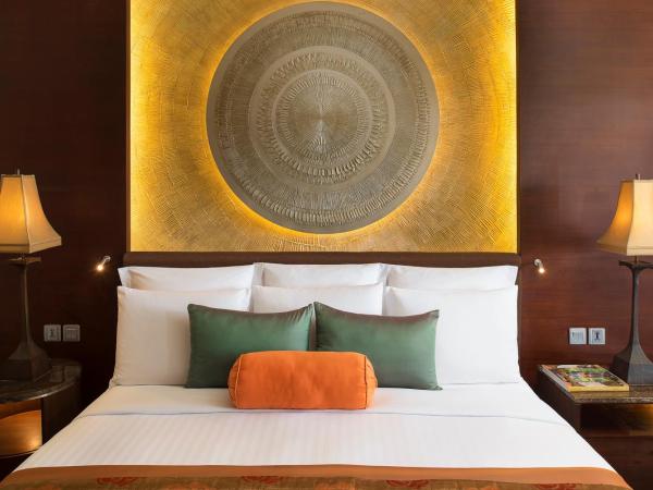 Anantara Riverside Bangkok Resort : photo 3 de la chambre suite en bordure de rivière anantara