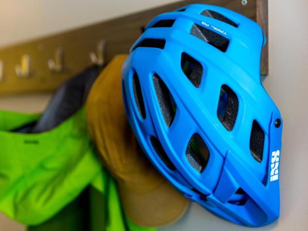 HI Whistler - Hostel : photo 4 de la chambre lit simple dans dortoir mixte