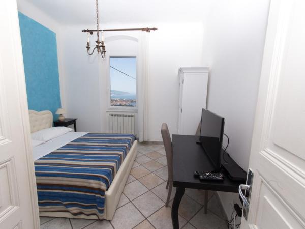 88 Miglia : photo 1 de la chambre family room with sea view - separate building