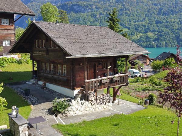 B & B Brienz : photo 7 de la chambre chambre lits jumeaux (spycher)