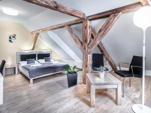 Pension Athanor : photo 4 de la chambre chambre double avec vue